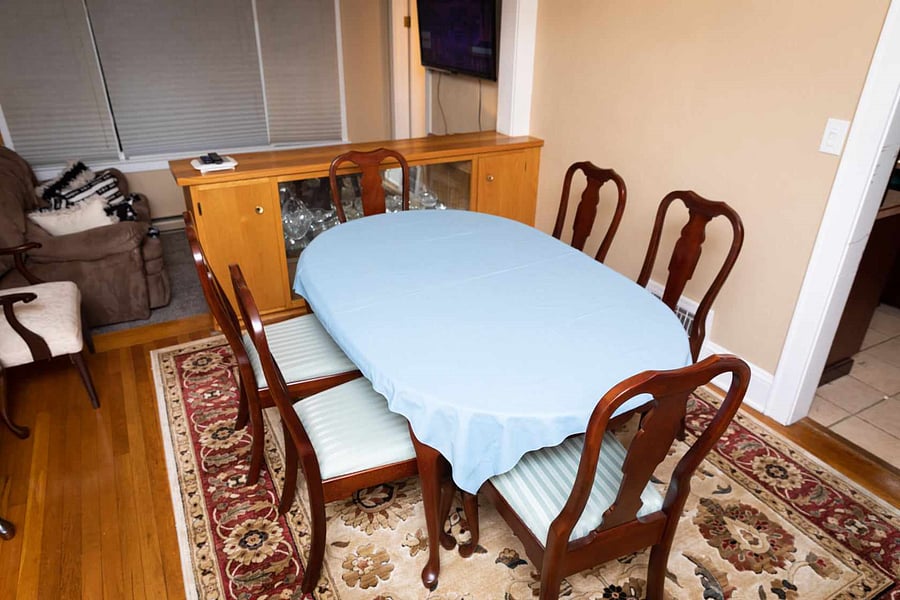 Dining room/Lounge area.