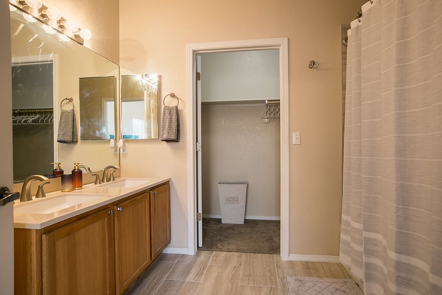 Furnished Finder property 554286_1 photo 17