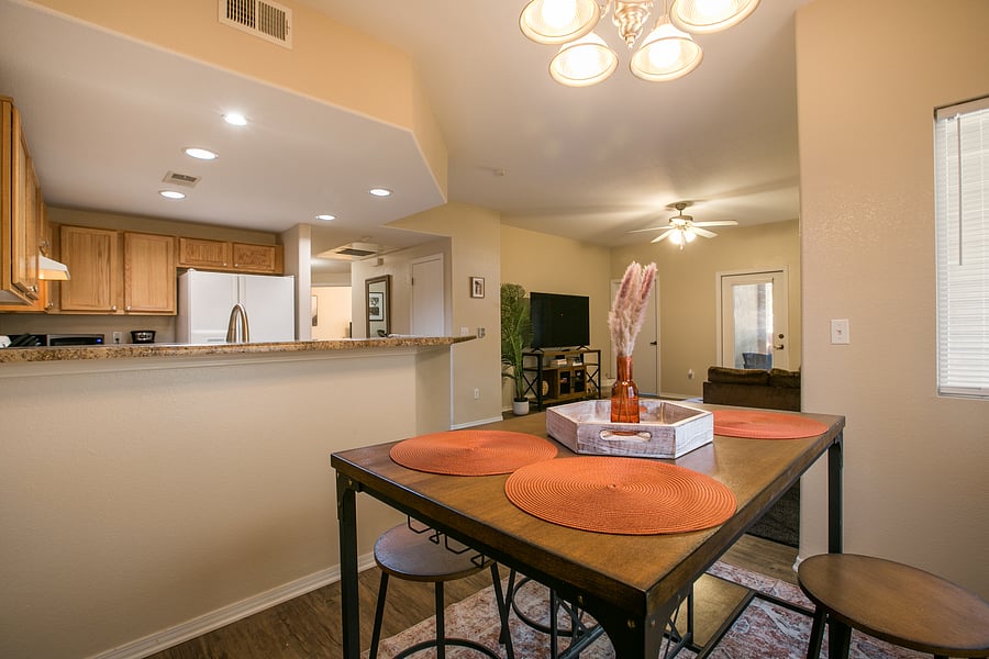 Furnished Finder property 554286_1 photo 8