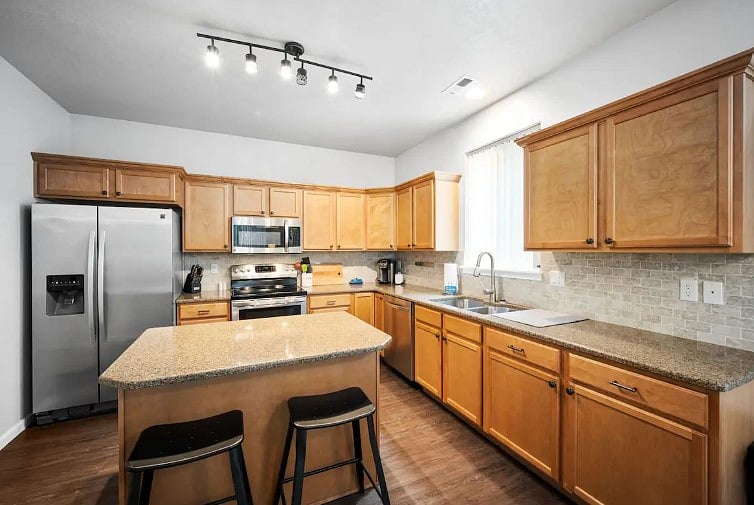 Furnished Finder property 554292_1 photo 6