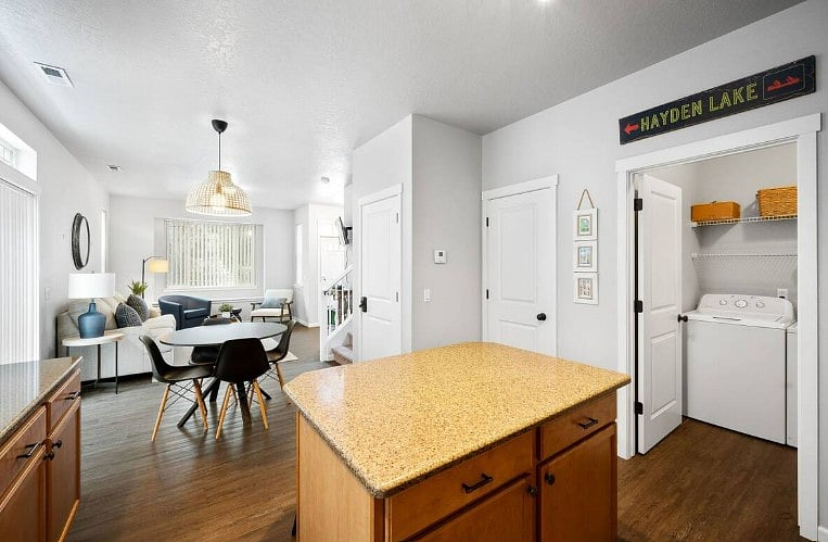 Furnished Finder property 554292_1 photo 15