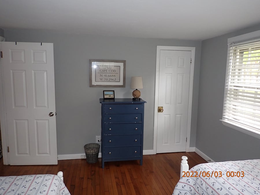 Twin Bedroom