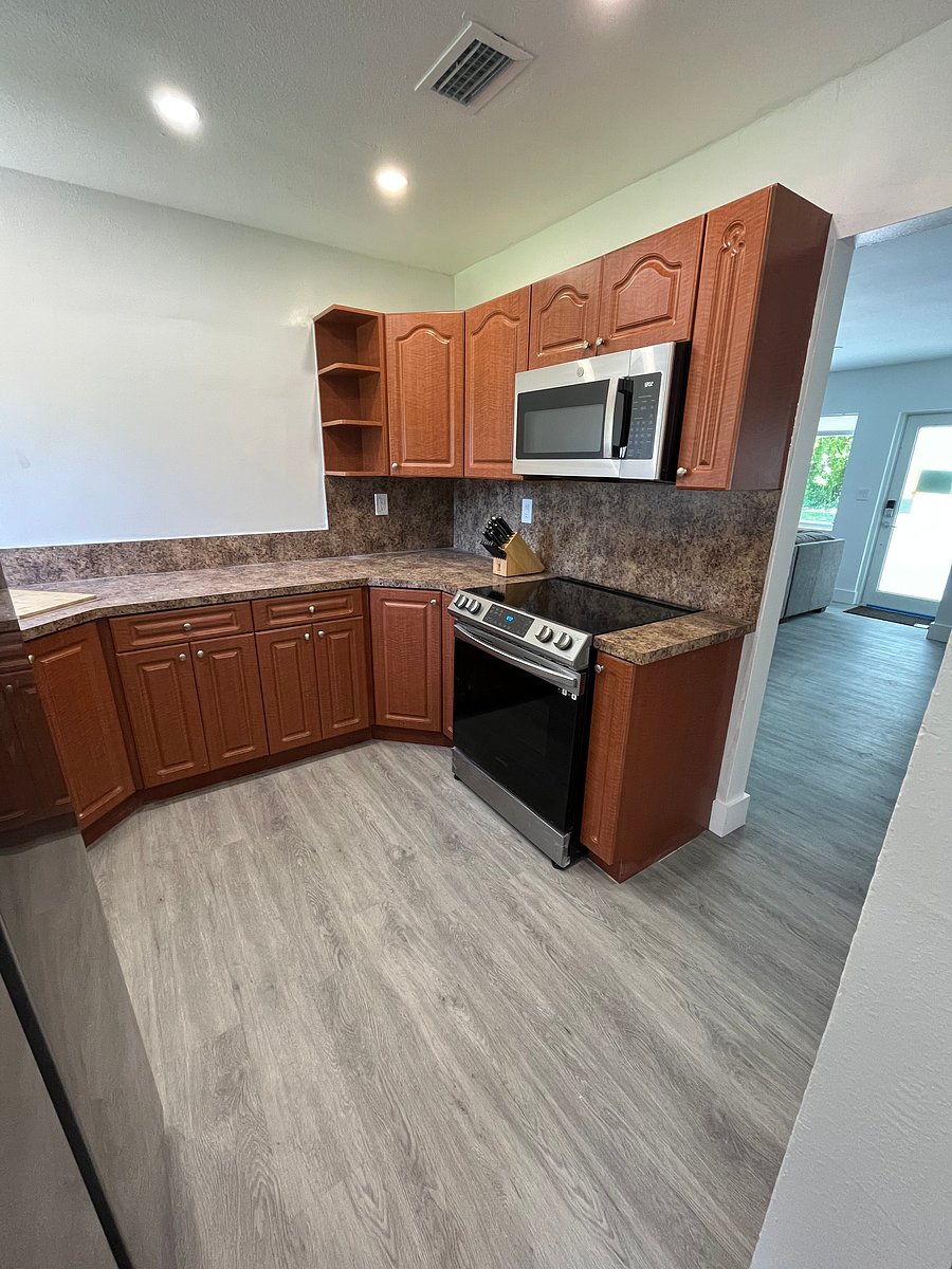 Furnished Finder property 554450_1 photo 7