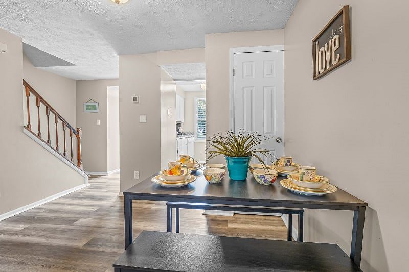 Furnished Finder property 554508_1 photo 4