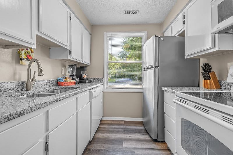 Furnished Finder property 554508_1 photo 5