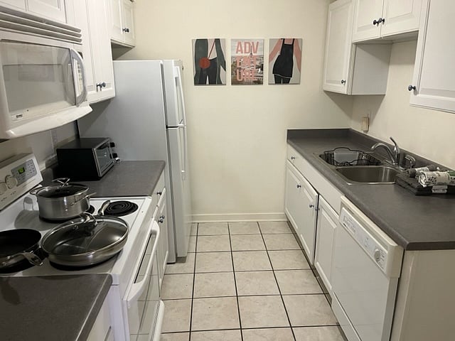 Furnished Finder property 554519_1 photo 7
