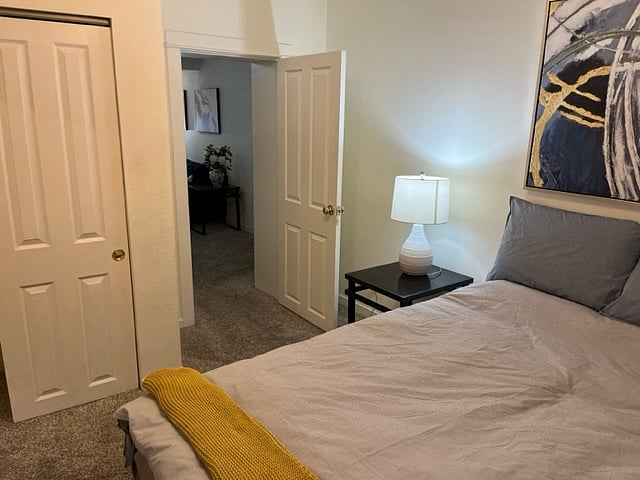 Furnished Finder property 554519_1 photo 11