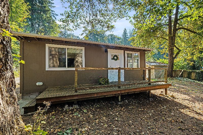 Furnished Finder property 554544_1 photo 17