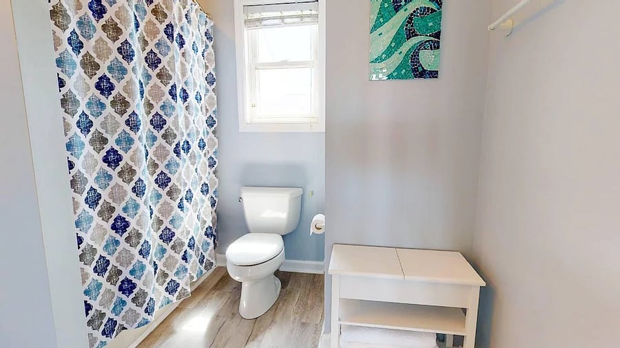 Upper bathroom
