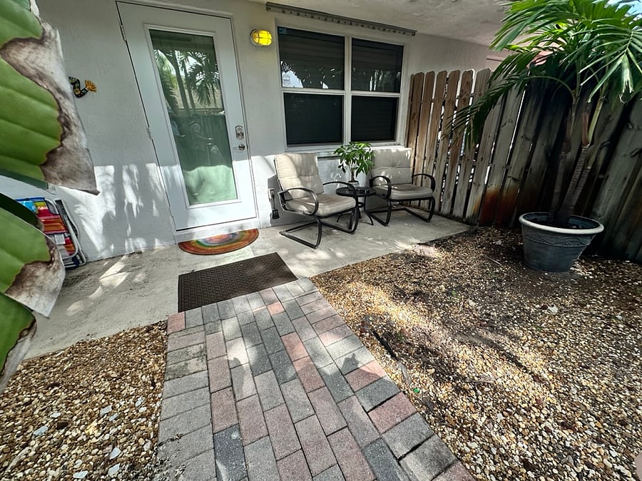 Private front patio