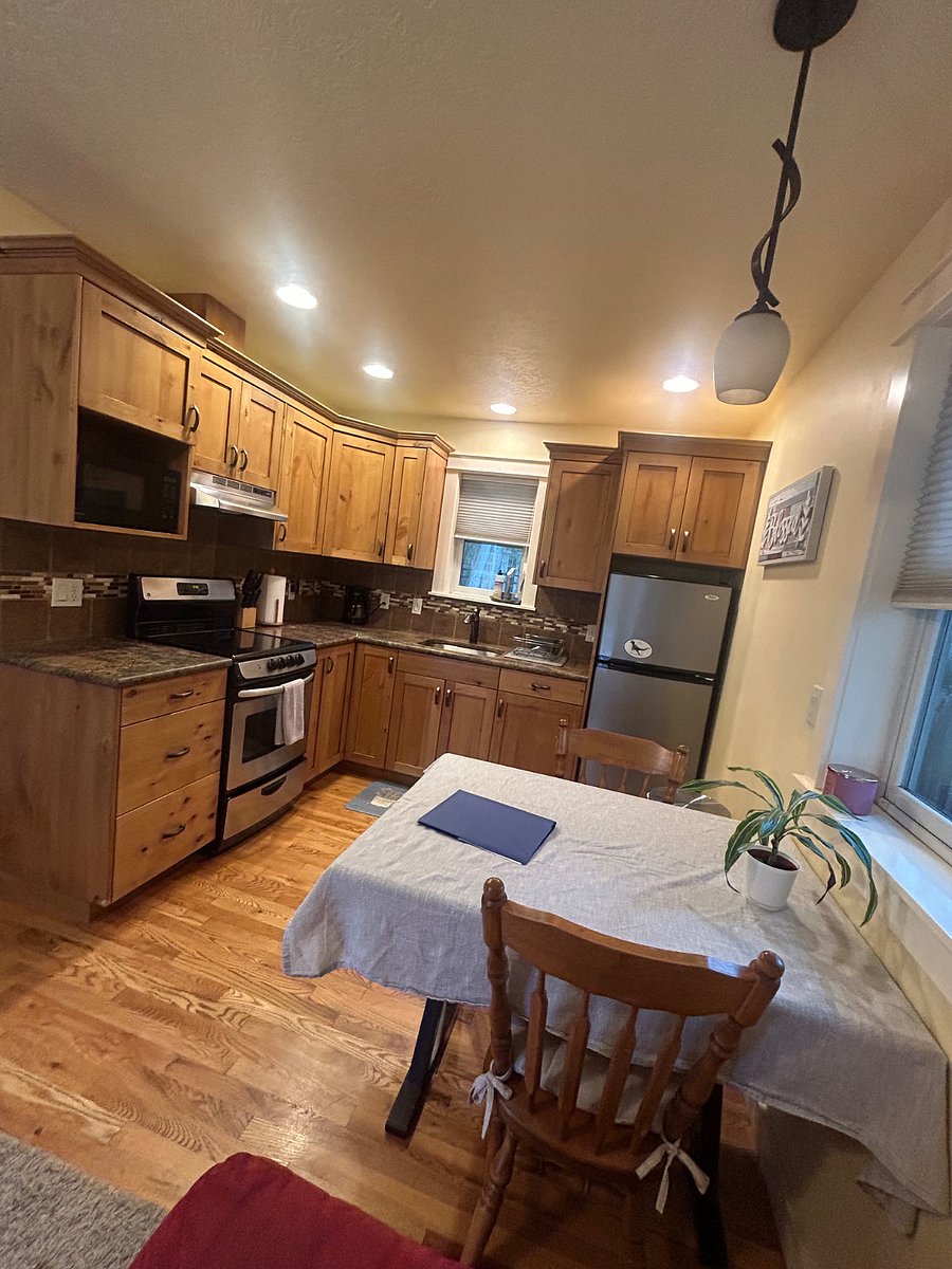 Furnished Finder property 554748_1 photo 4