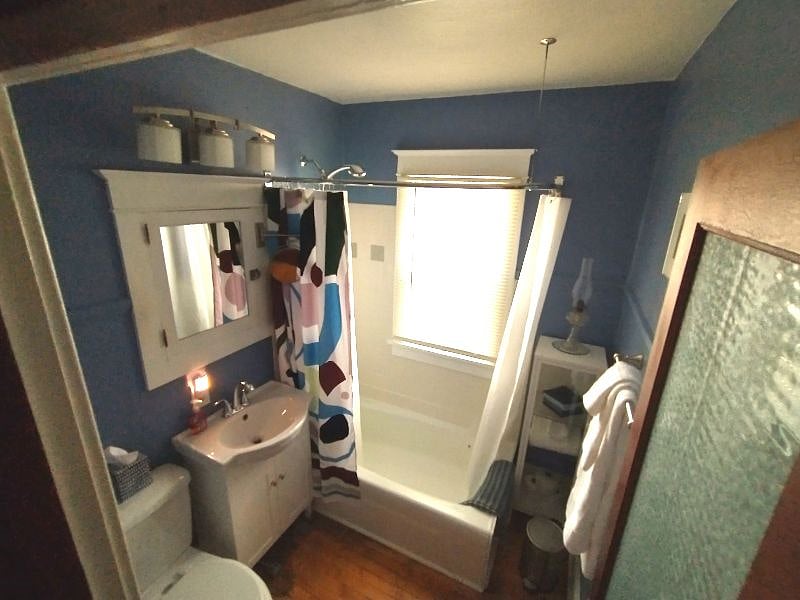 First Floor Bathroom 