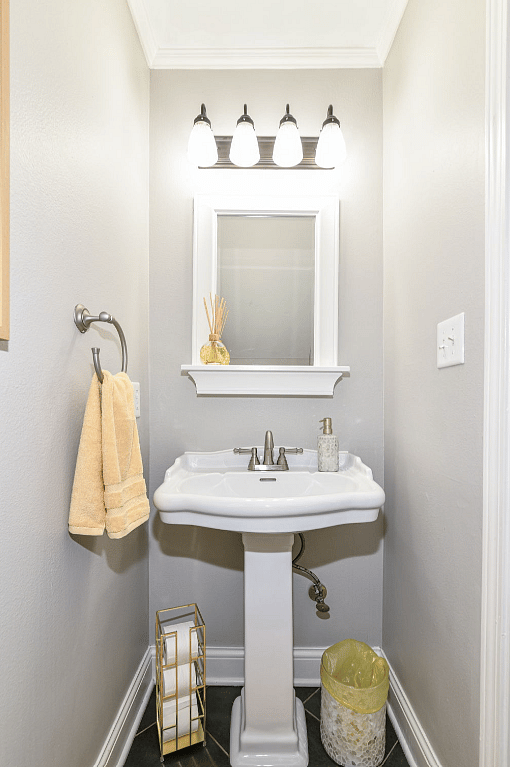 Furnished Finder property 555375_1 photo 14