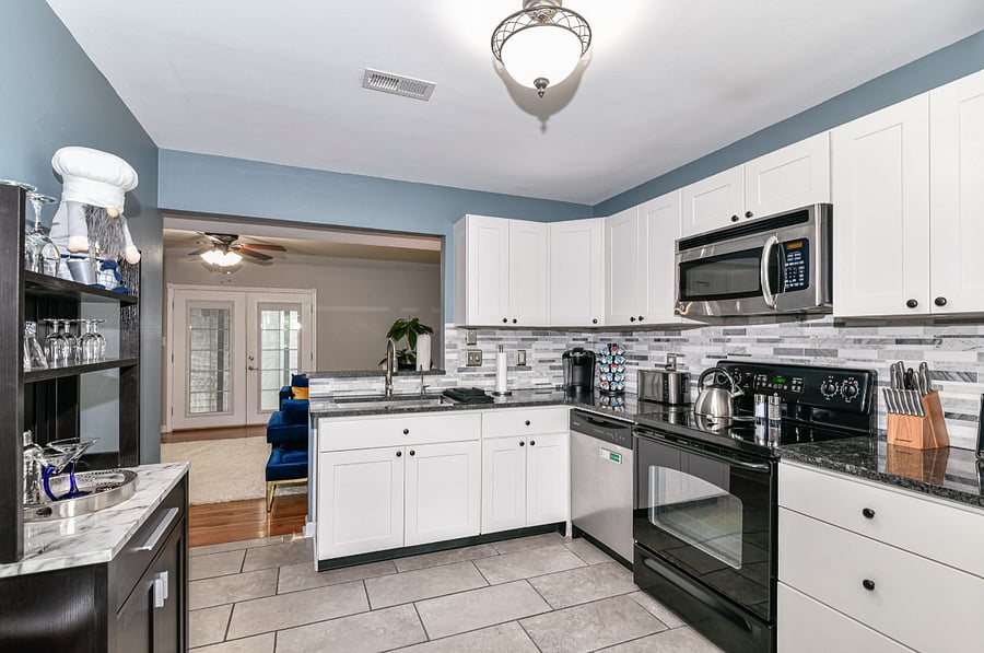 Furnished Finder property 555375_1 photo 10