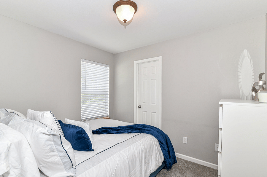 Furnished Finder property 555375_1 photo 16