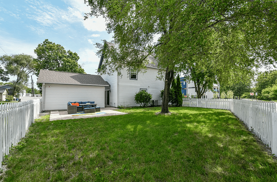 Furnished Finder property 555375_1 photo 36