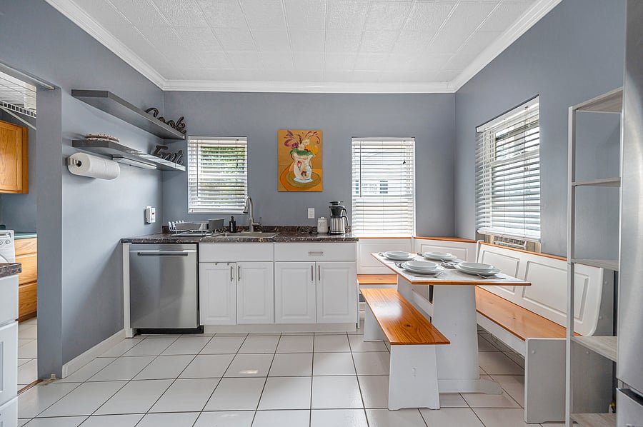 Furnished Finder property 555411_1 photo 14