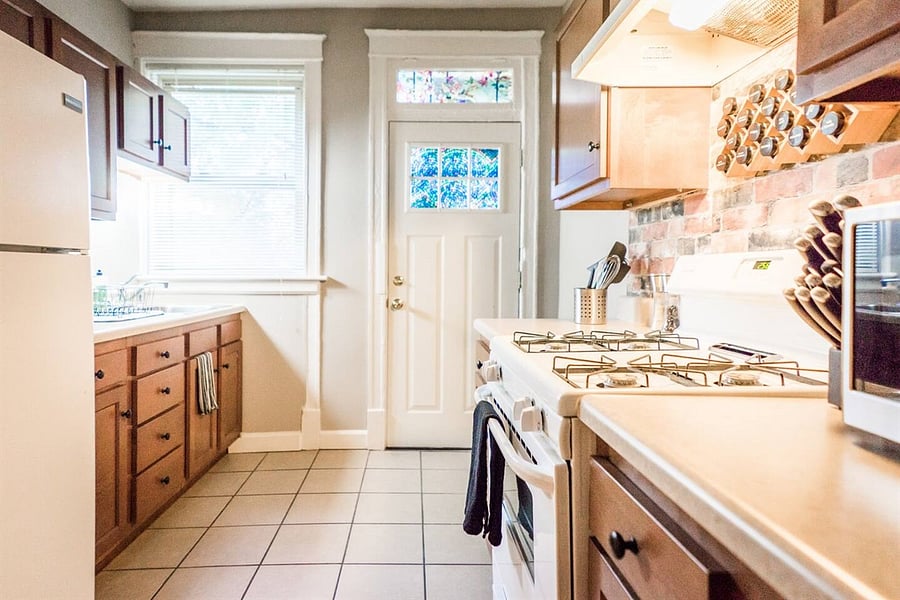 Furnished Finder property 555425_1 photo 2