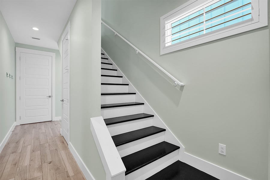 Furnished Finder property 555452_1 photo 17