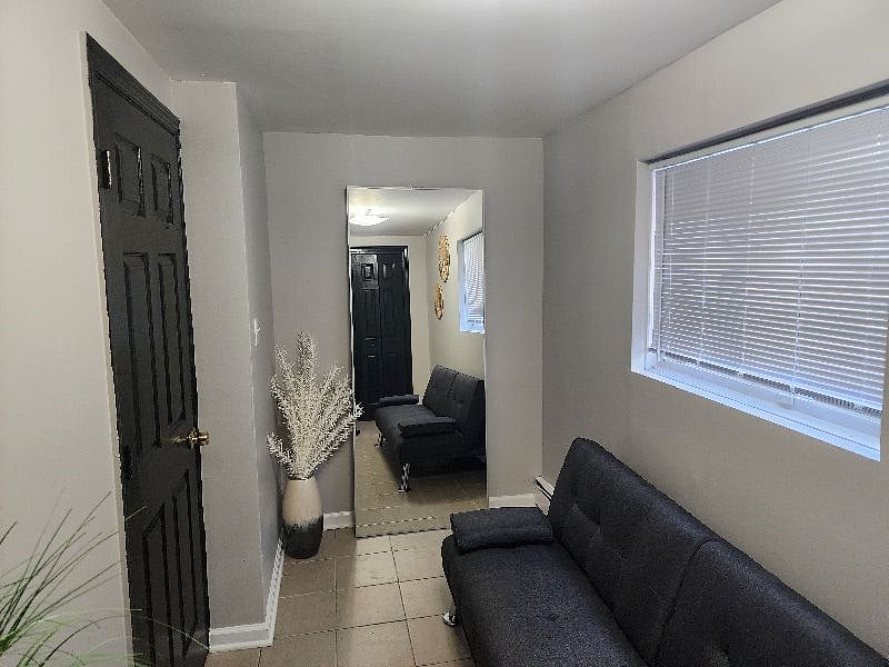Furnished Finder property 555464_1 photo 8