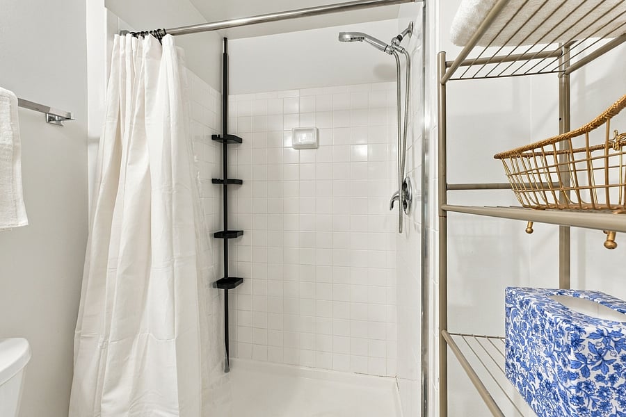 Furnished Finder property 555509_1 photo 14