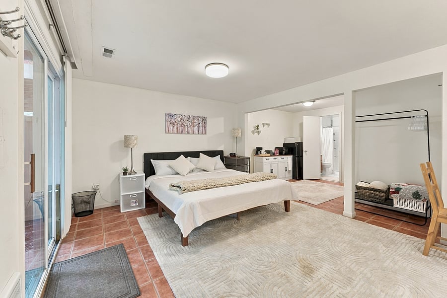 Furnished Finder property 555509_1 photo 6