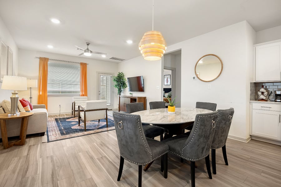 Furnished Finder property 555520_1 photo 9