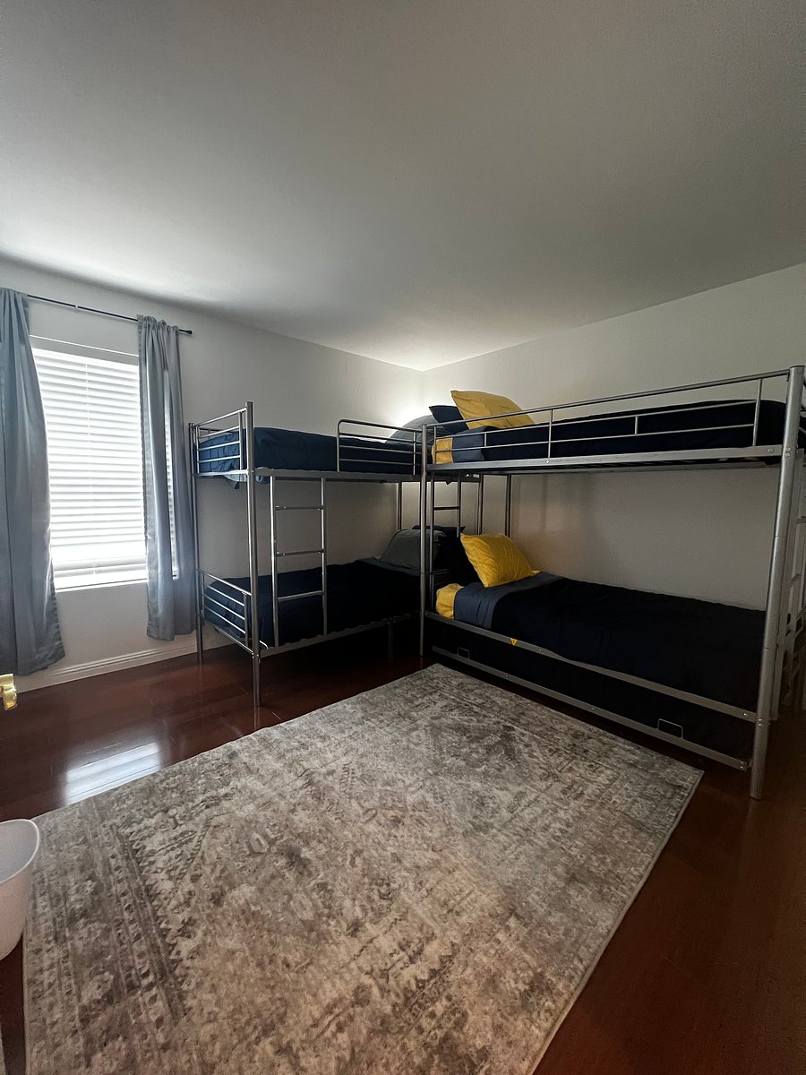 Furnished Finder property 555532_1 photo 15
