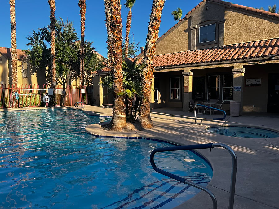 Furnished Finder property 555532_1 photo 22