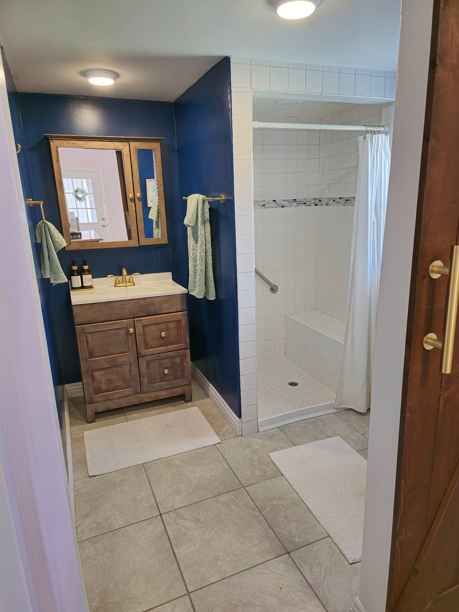 Furnished Finder property 555567_1 photo 9