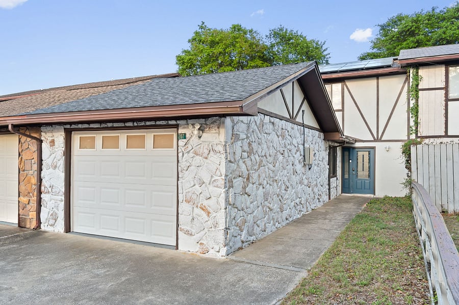 Furnished Finder property 555592_1 photo 41