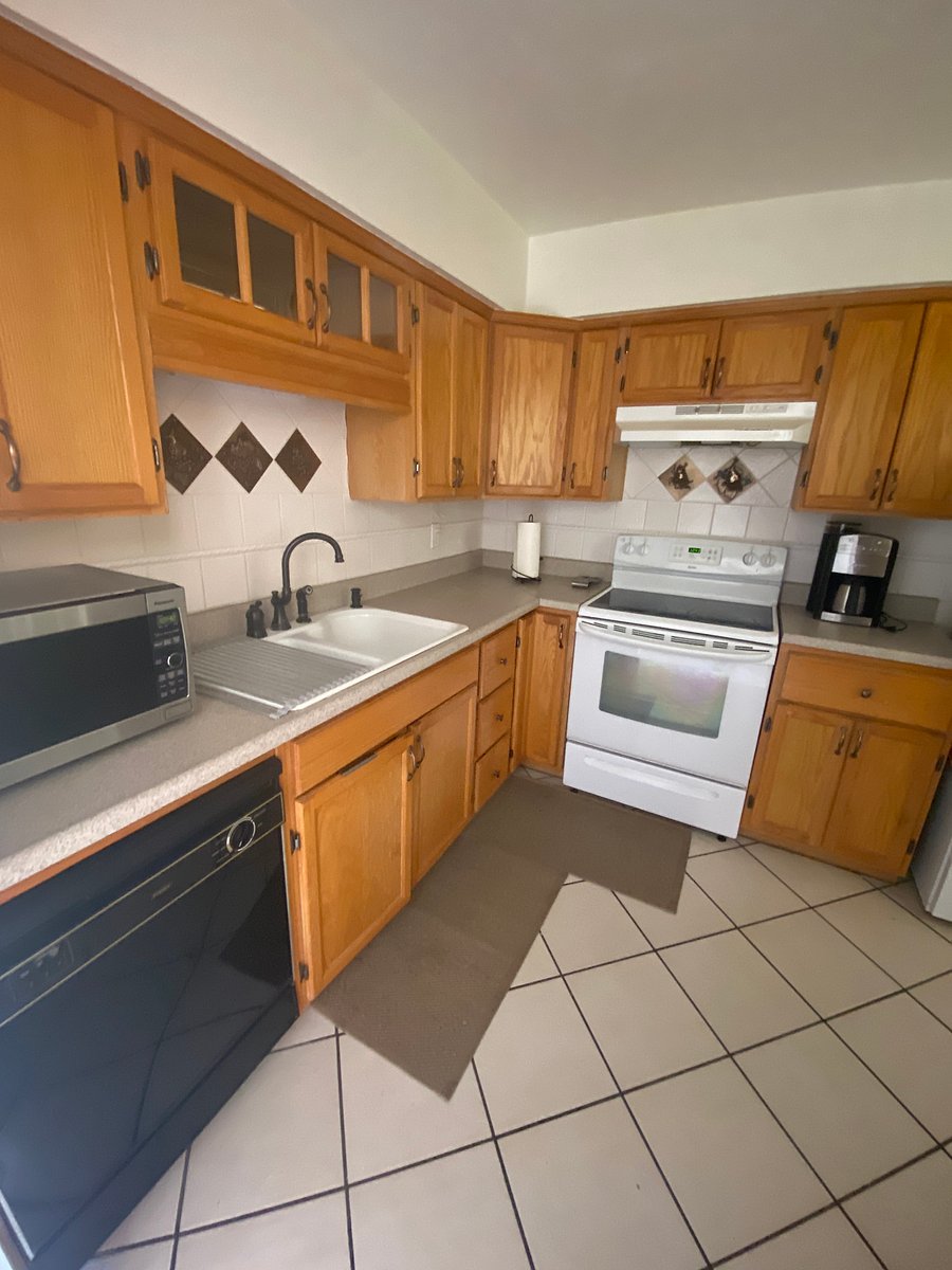 Furnished Finder property 555631_1 photo 3