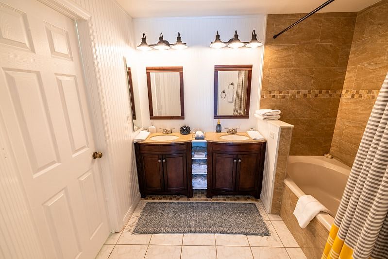 Furnished Finder property 555657_1 photo 9
