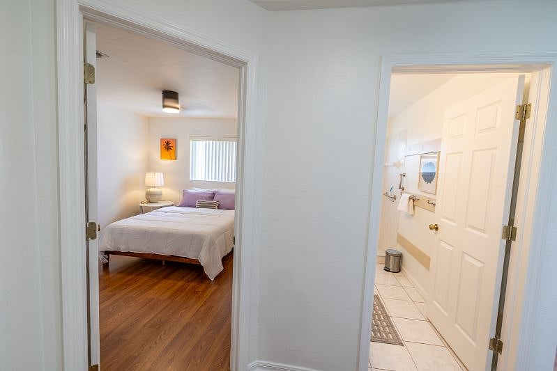 Furnished Finder property 555657_1 photo 11