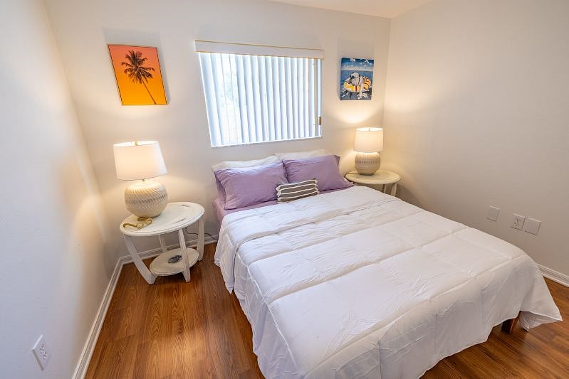 Furnished Finder property 555657_1 photo 12