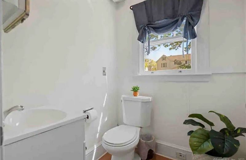 Furnished Finder property 555674_1 photo 14