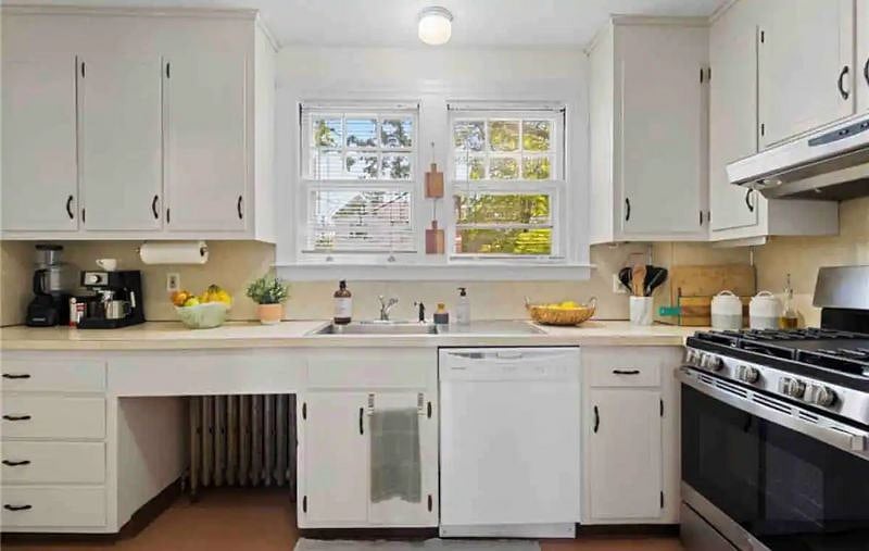 Furnished Finder property 555674_1 photo 12