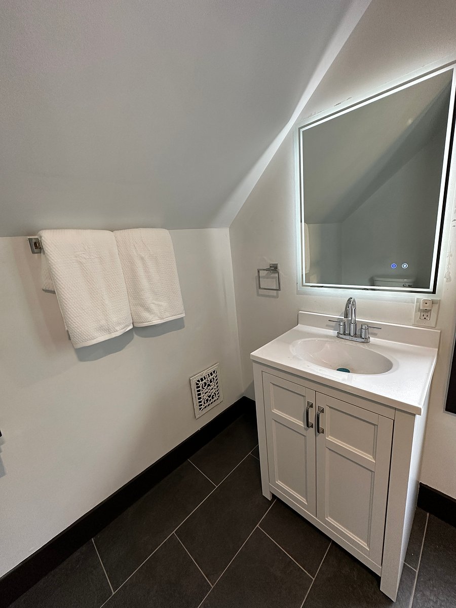 Furnished Finder property 555702_1 photo 5