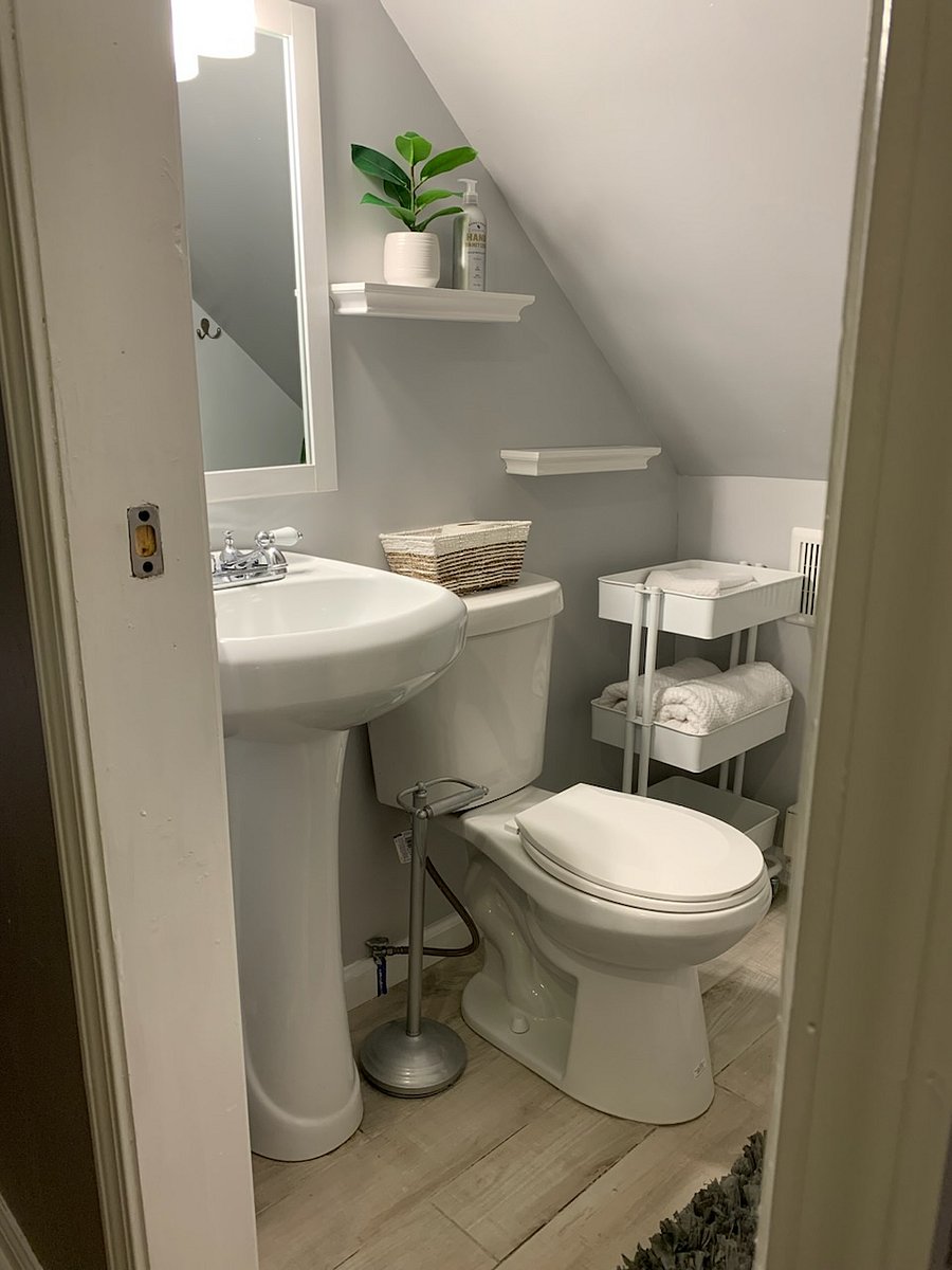 Furnished Finder property 555714_1 photo 6