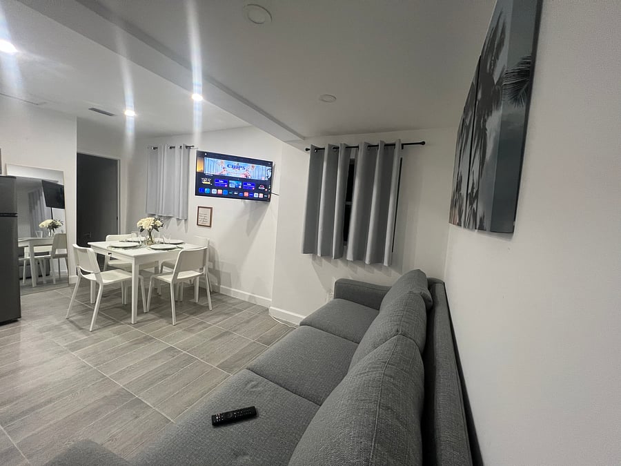 Furnished Finder property 555735_1 photo 3