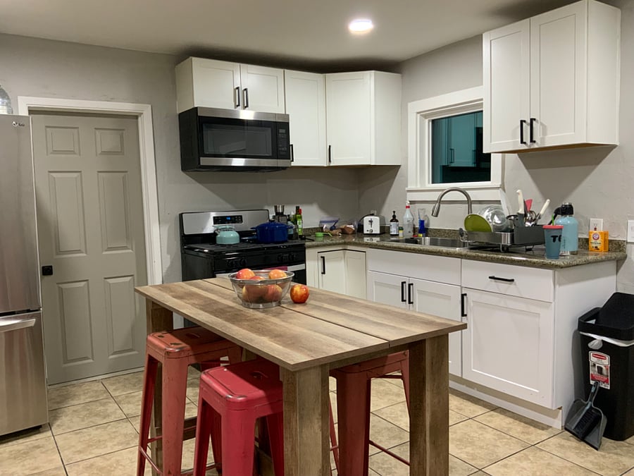 Furnished Finder property 555754_1 photo 4