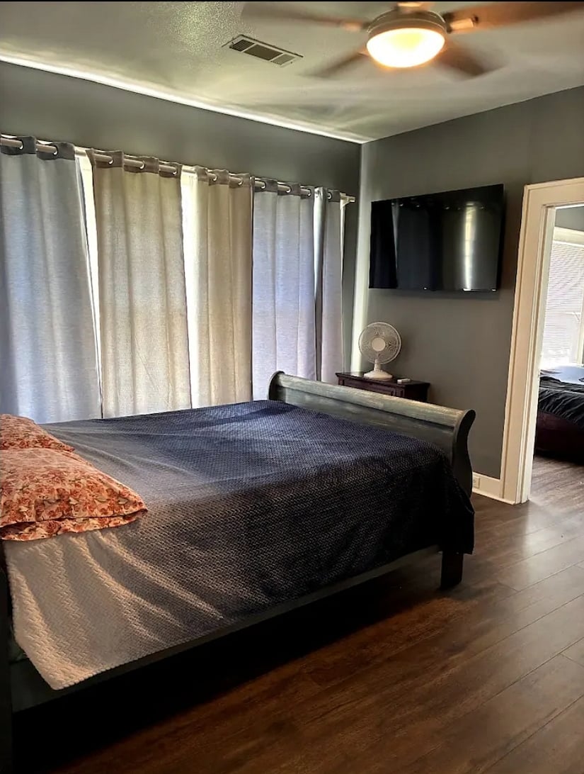 Furnished Finder property 555773_1 photo 17