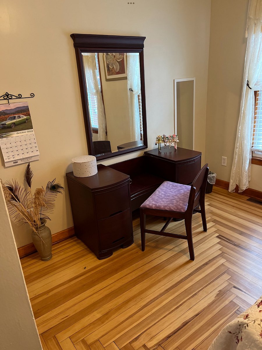 Furnished Finder property 555808_1 photo 9