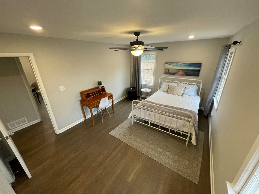 Furnished Finder property 555812_1 photo 10
