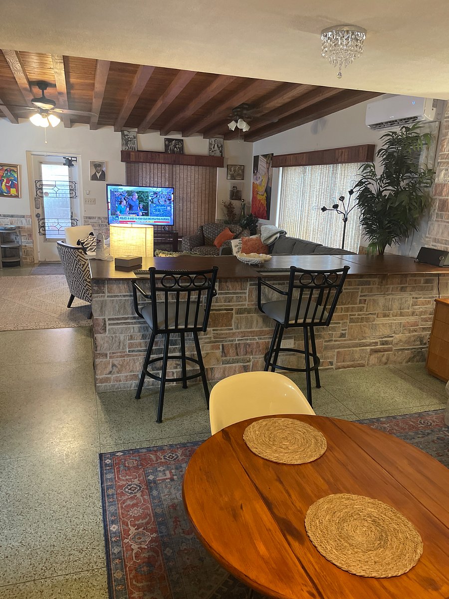 Furnished Finder property 555855_2 photo 5
