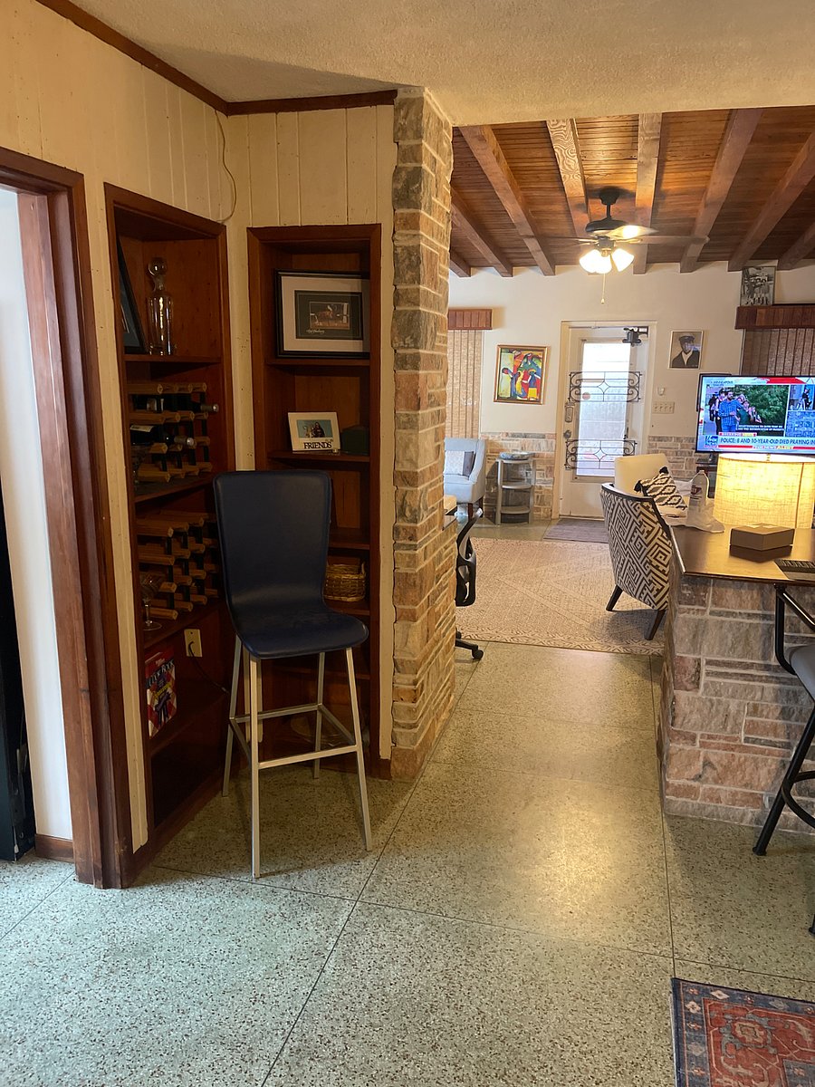 Furnished Finder property 555855_2 photo 9