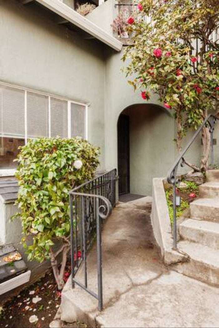 Furnished Finder property 555929_1 photo 7