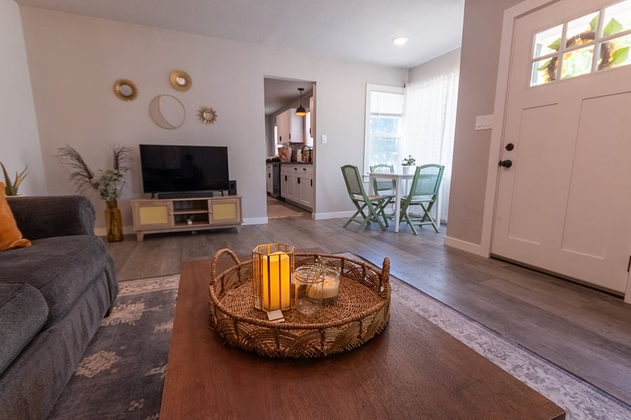 Furnished Finder property 555954_1 photo 5