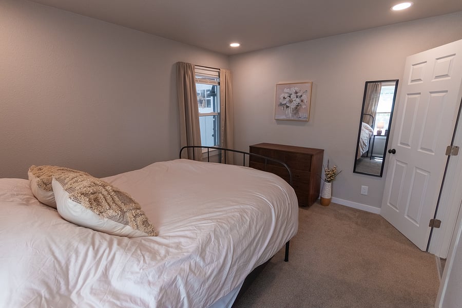 Furnished Finder property 555954_1 photo 10