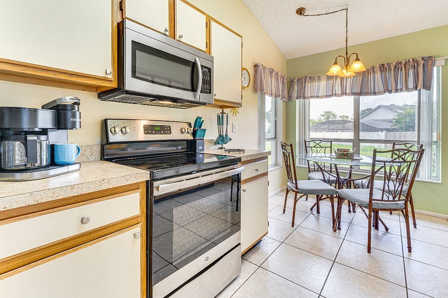 Furnished Finder property 555979_1 photo 8